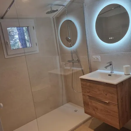 Saint Cyprien, Corse Du Sud - Mini - 6 Couchages Apartment