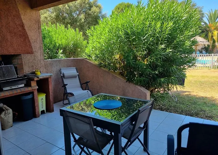 Saint Cyprien, Corse Du Sud - Mini - 6 Couchages Appartement *